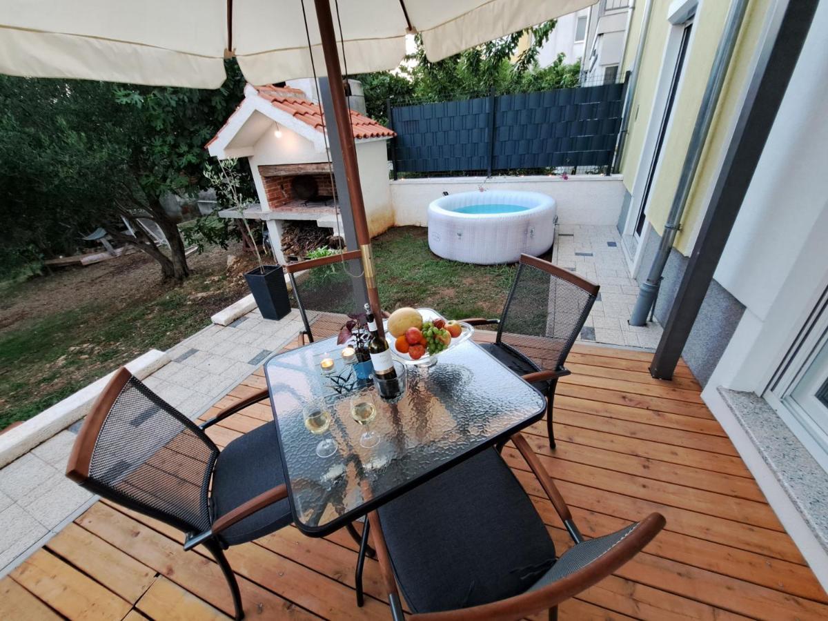 Appartement Jalumi à Zadar Extérieur photo