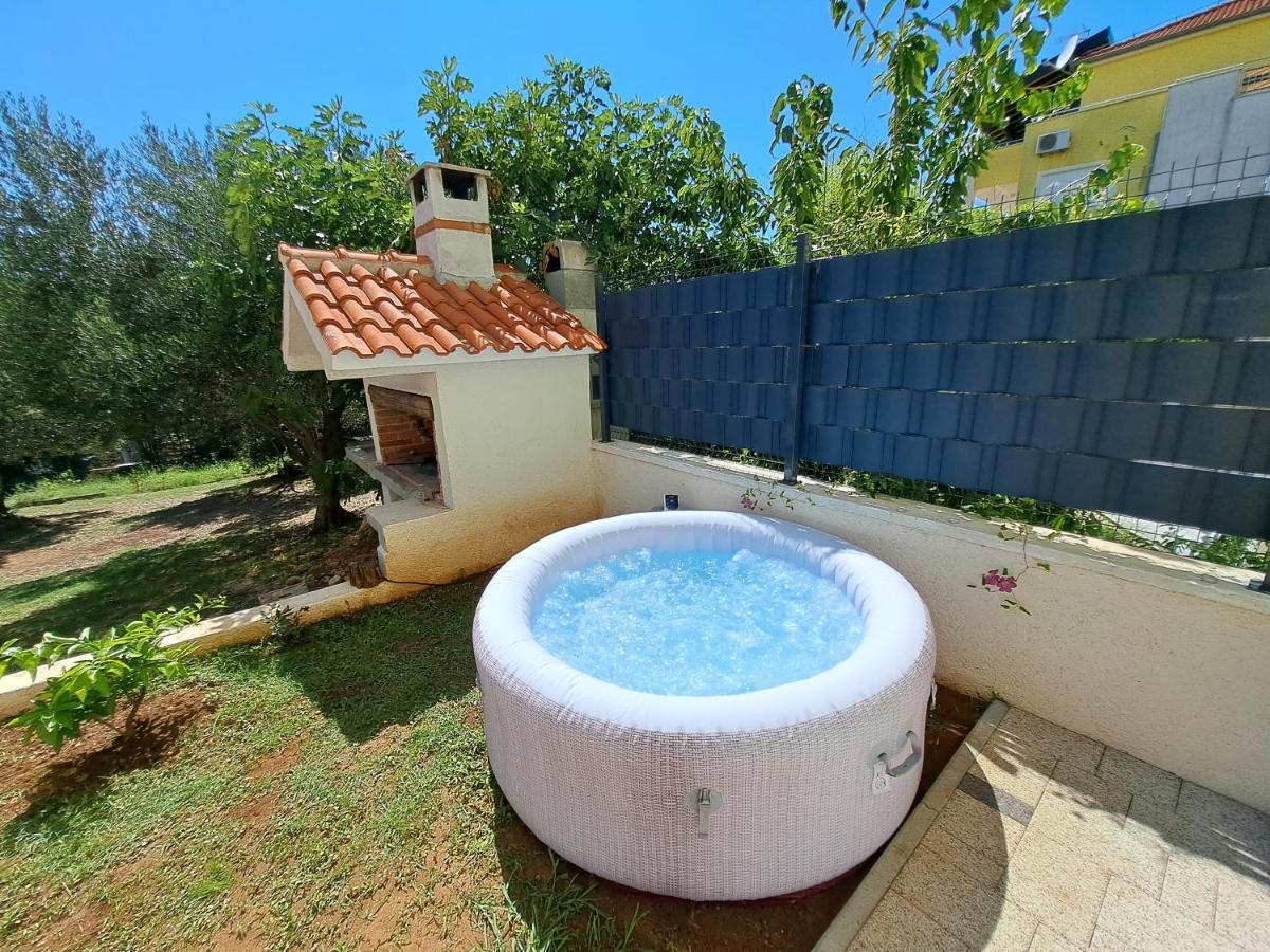 Appartement Jalumi à Zadar Extérieur photo